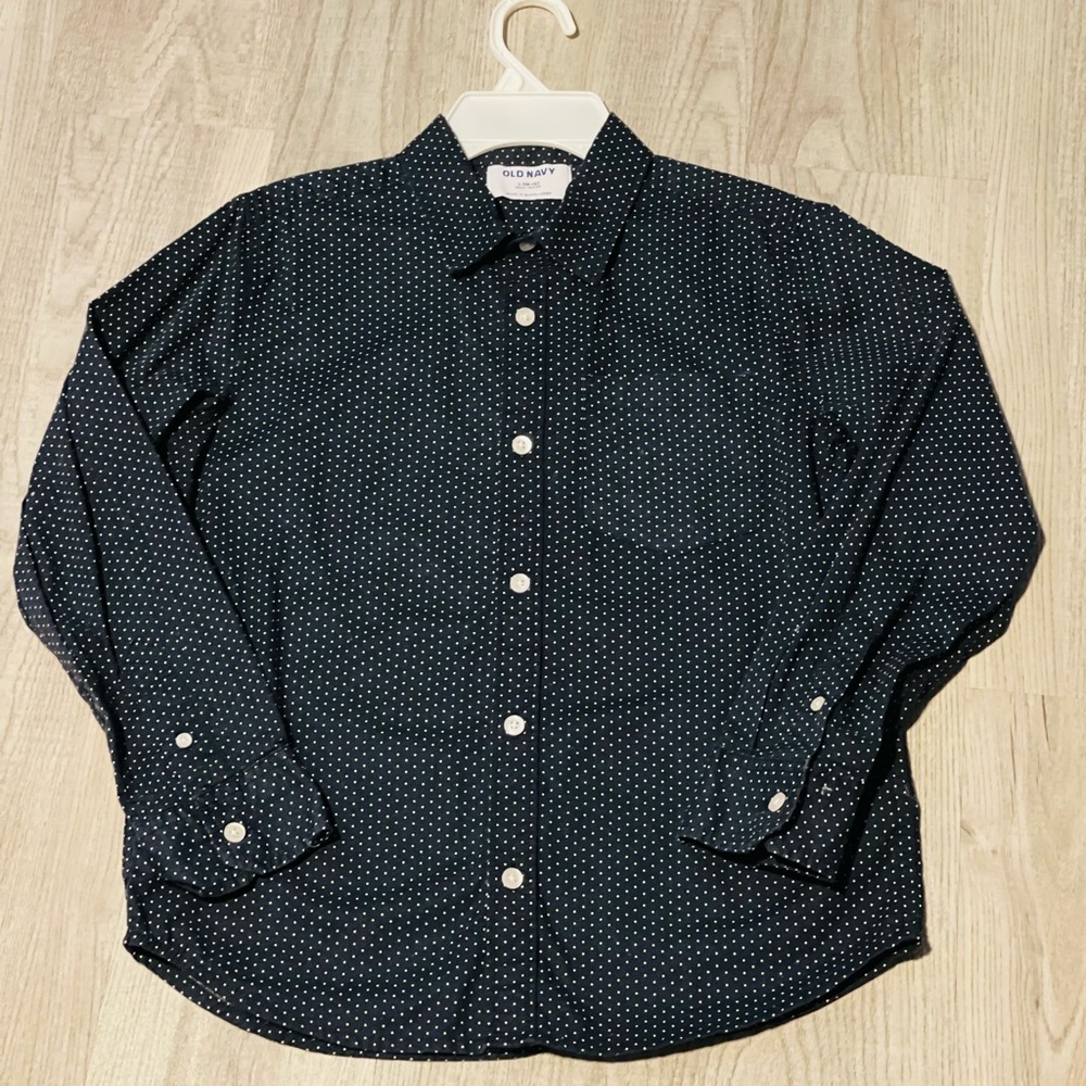 Old Navy boys button down dress shirt, size L 10/12, navy with white polka dot